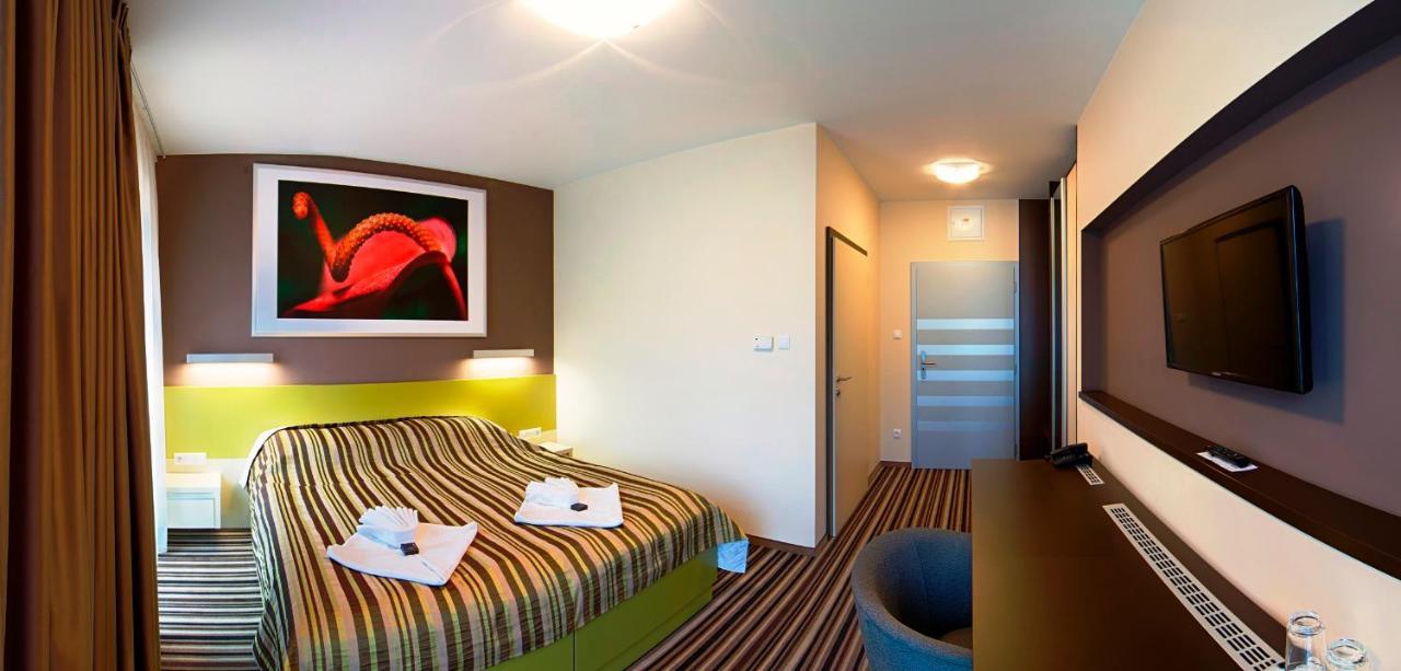 Hotel Air Holíč Exteriér fotografie
